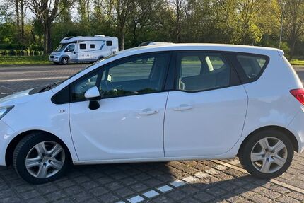 Opel Meriva 211.000 km 2.999 &euro; Haßfurt 97437