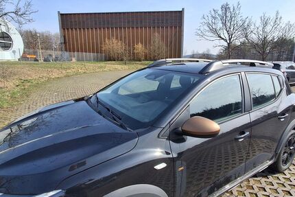 Dacia Sandero 12.000 km 16.800 &euro; Bad Kissingen 97688