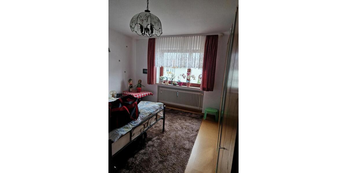 Etagenwohnung Oerlenbach - 4.5 Zimmer, 108 m&sup2;, 800&euro; | Angebot:25305096