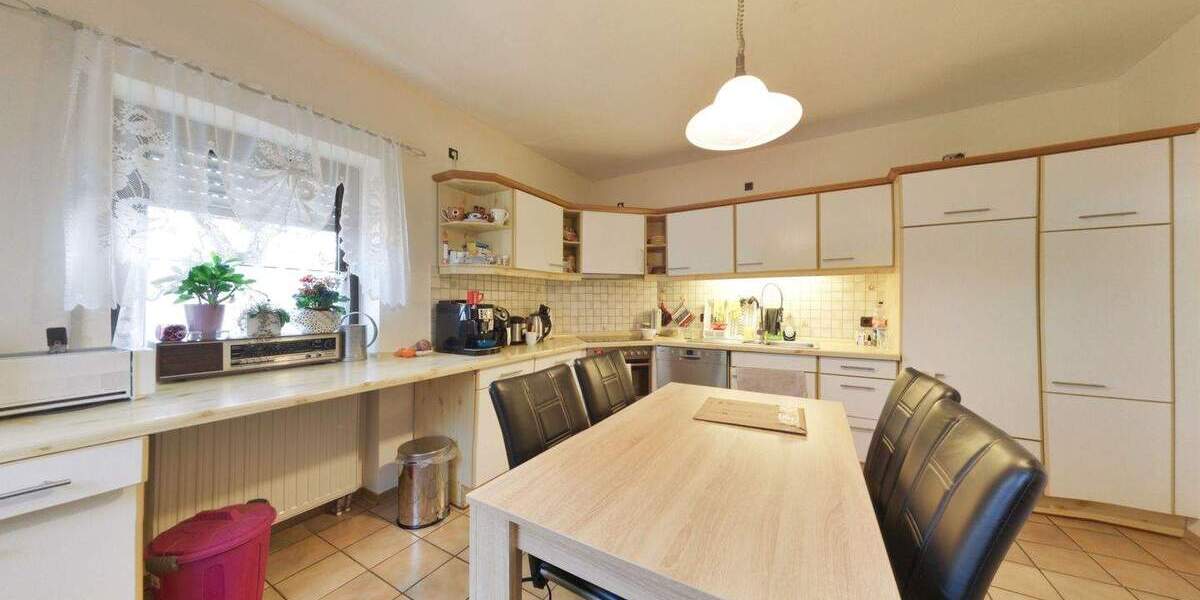 Einfamilienhaus Oberthulba Frankenbrunn - 1 Zimmer, 283 m&sup2;, 470.000&euro; | Angebot:25686652