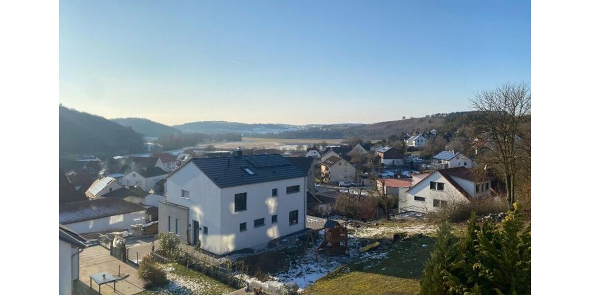 Dachgeschoßwohnung Hohenroth - 2 Zimmer, 58 m&sup2;, 195.000&euro; | Angebot:25392125