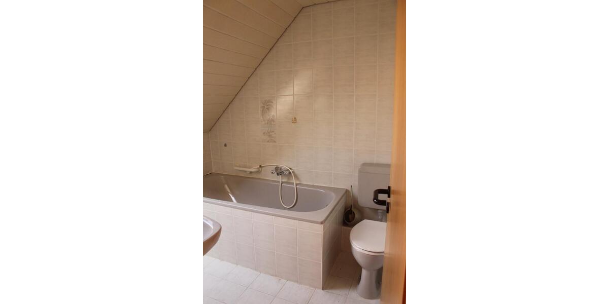 Einfamilienhaus Oerlenbach - 7.5 Zimmer, 165 m&sup2;, 269.000&euro; | Angebot:26837887