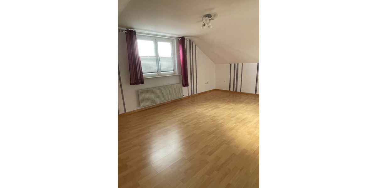 Dachgeschoßwohnung Bad Kissingen - 2 Zimmer, 53 m&sup2;, 450&euro; | Angebot:25942784