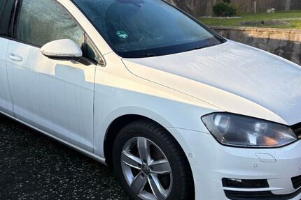 VW Golf 212.000 km 5.350 &euro; Knetzgau 97478