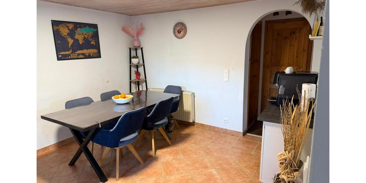 Etagenwohnung Rimpar - 4 Zimmer, 125 m&sup2;, 1.100&euro; | Angebot:26018667