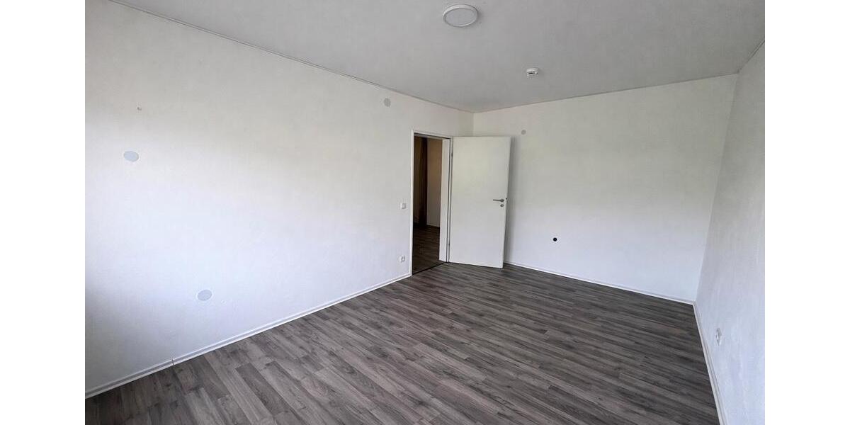 Erdgeschoßwohnung Poppenhausen - 2 Zimmer, 69 m&sup2;, 129.000&euro; | Angebot:26038380
