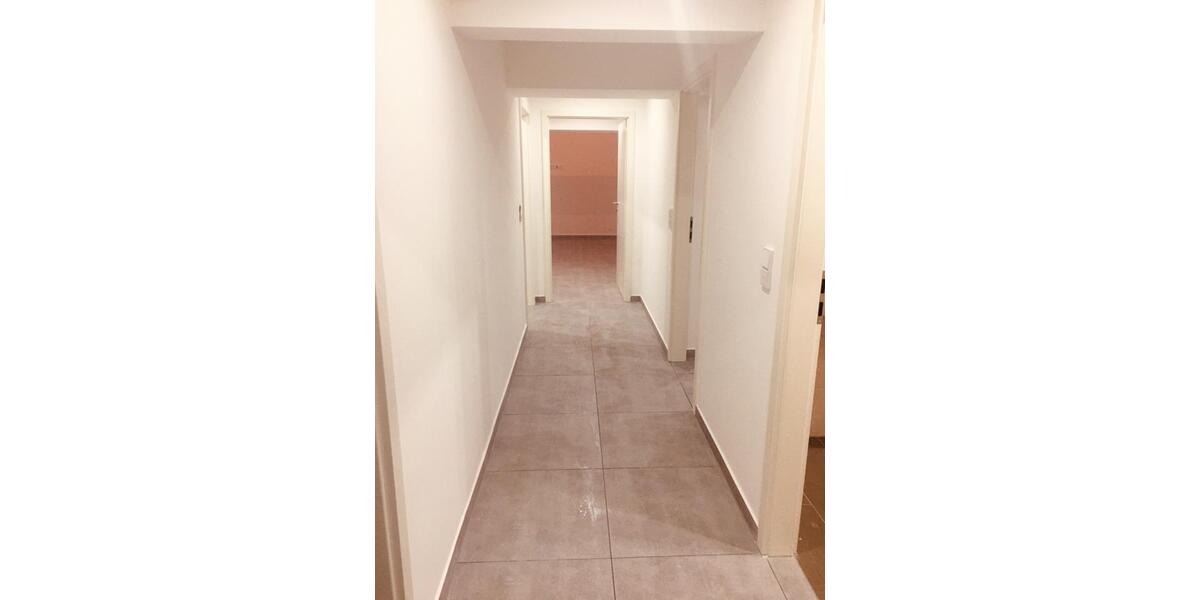 Dachgeschoßwohnung Volkach - 3.5 Zimmer, 80 m&sup2;, 951&euro; | Angebot:24415550