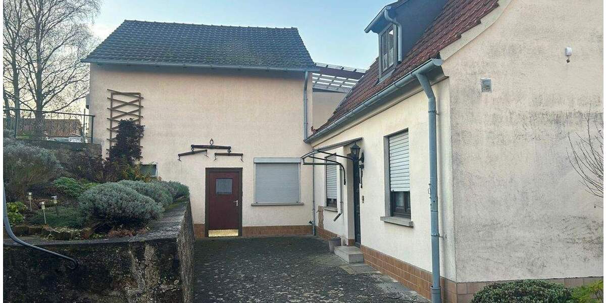 Einfamilienhaus Haßfurt Sylbach - 6 Zimmer, 120 m&sup2;, 219.000&euro; | Angebot:25729013