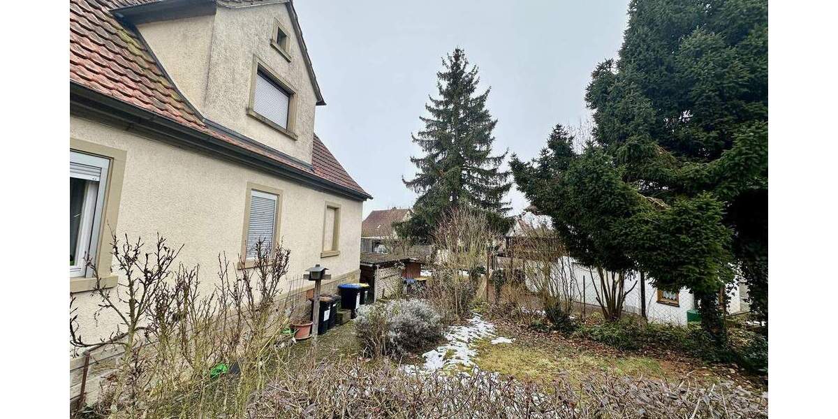 Einfamilienhaus Werneck - 4 Zimmer, 104 m&sup2;, 159.000&euro; | Angebot:25698503