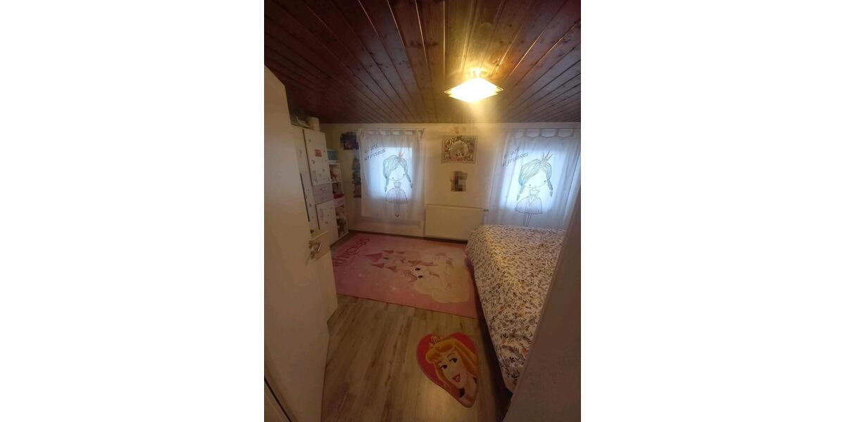 Einfamilienhaus Haßfurt - 7.5 Zimmer, 150 m&sup2;, 185.000&euro; | Angebot:25382606