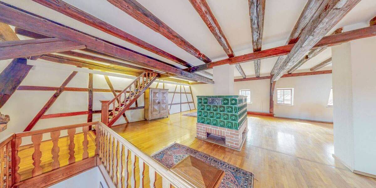 Einfamilienhaus Gerolzhofen - 1 Zimmer, 370 m&sup2;, 650.000&euro; | Angebot:26054810