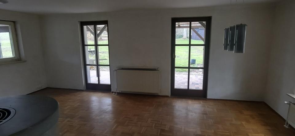 Erdgeschoßwohnung Arnstein - 3 Zimmer, 85 m&sup2;, 750&euro; | Angebot:26023614