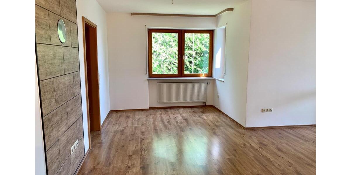 Etagenwohnung Volkach - 3 Zimmer, 91 m&sup2;, 349.000&euro; | Angebot:27002249