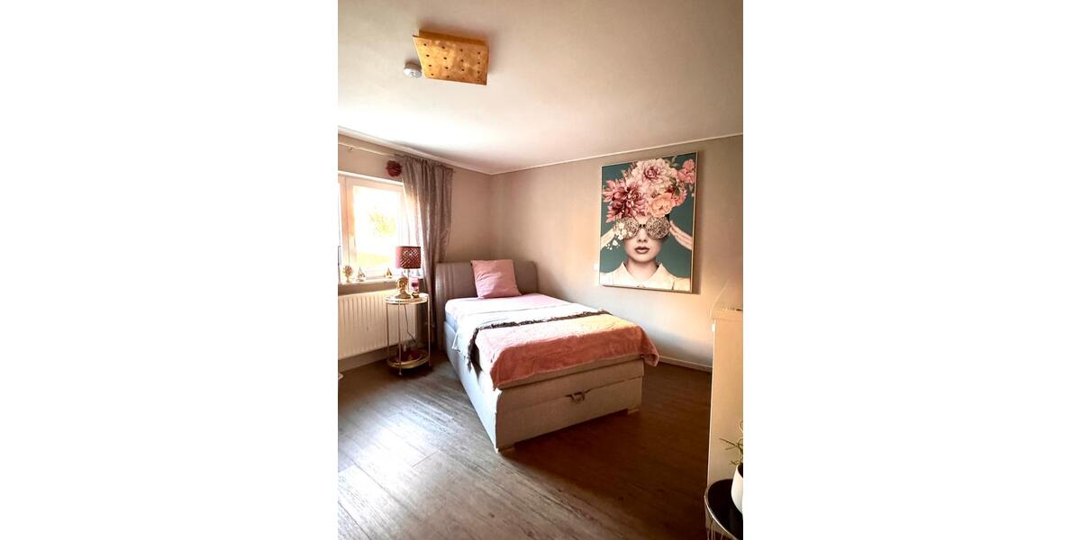 Mehrfamilienhaus, Wohnhaus Poppenhausen - 11 Zimmer, 266 m&sup2;, 599.000&euro; | Angebot:25829907