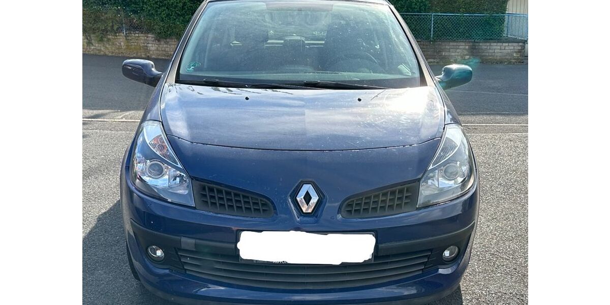 Renault Clio 162.000 km 1.399 &euro; Münnerstadt 97702