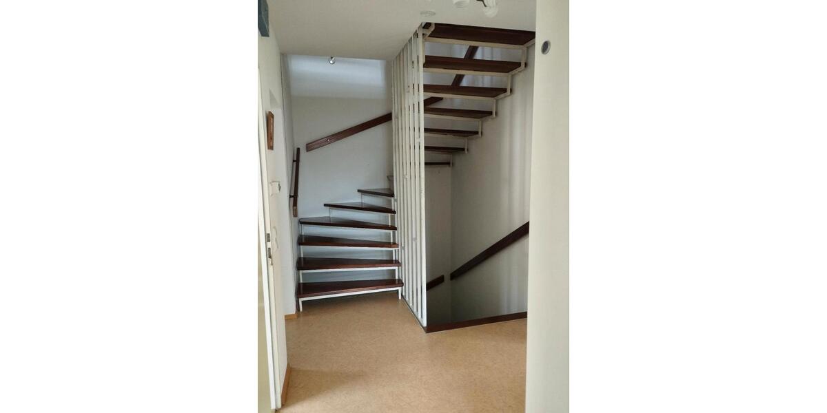 Doppelhaushälfte Oerlenbach - 5 Zimmer, 115 m&sup2;, 310.000&euro; | Angebot:25498528