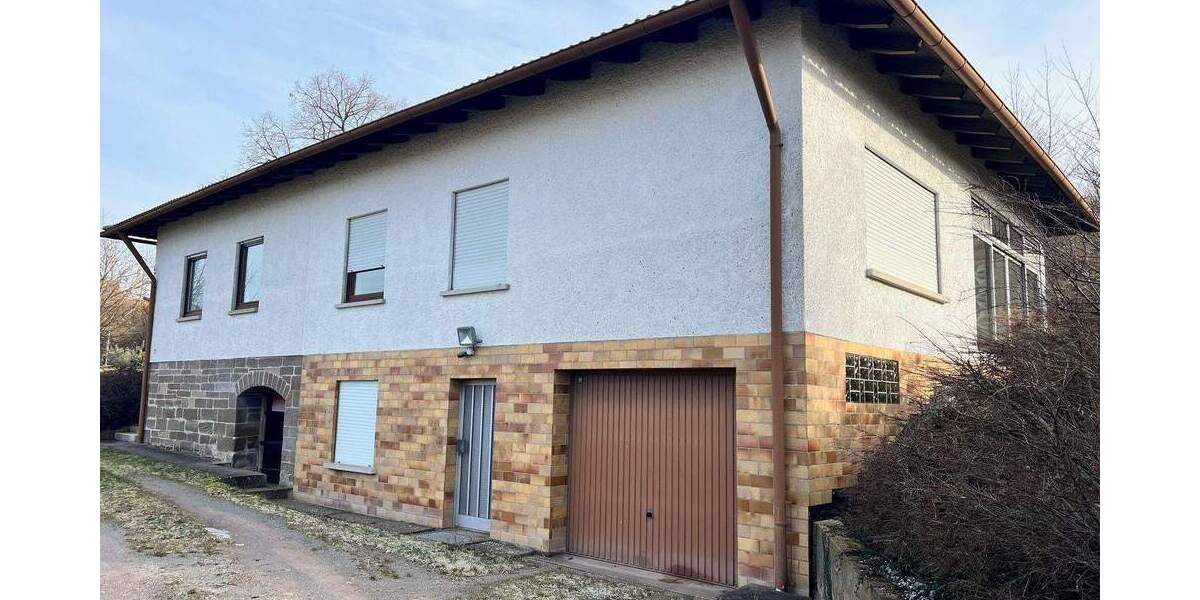 Einfamilienhaus Stadtlauringen - 5 Zimmer, 155 m&sup2;, 325.000&euro; | Angebot:25747530