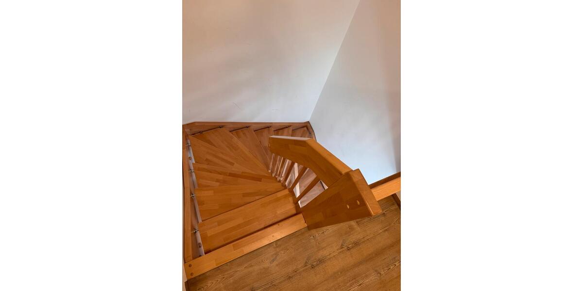 Doppelhaushälfte Hohenroth - 4.5 Zimmer, 122 m&sup2;, 1.195&euro; | Angebot:25845008