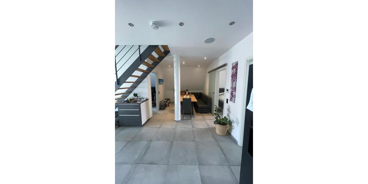 Etagenwohnung Volkach - 3 Zimmer, 84 m&sup2;, 990&euro; | Angebot:25831189