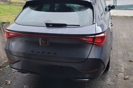 Cupra Leon 67.300 km 21.000 &euro; Hammelburg 97762