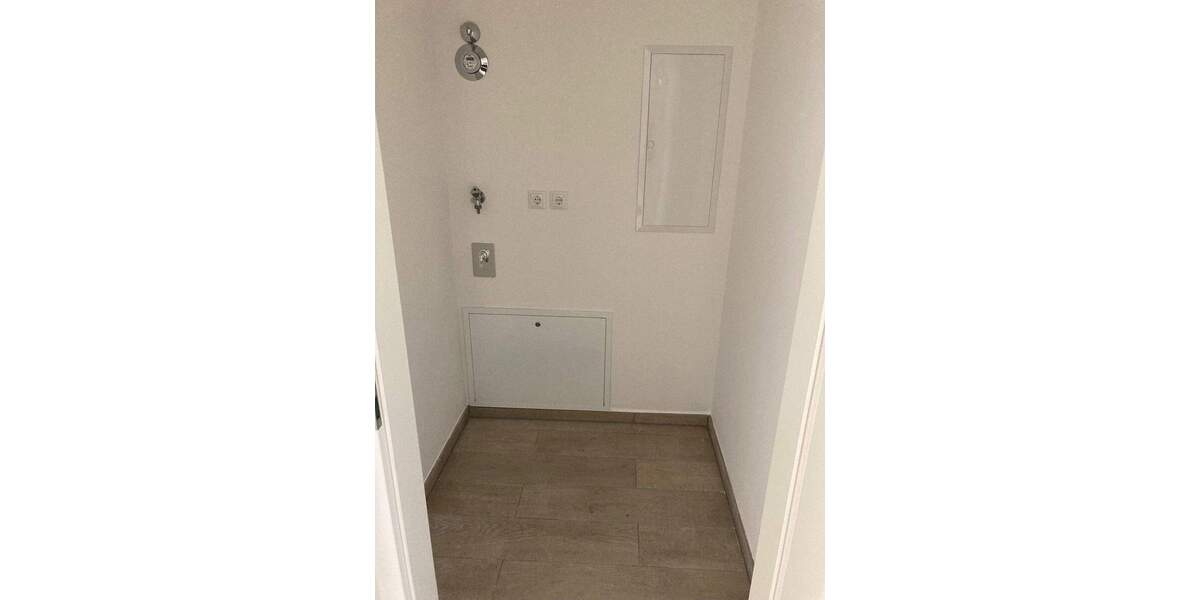 Etagenwohnung Schweinfurt Musikerviertel und amerik. Siedlung - 4 Zimmer, 114 m&sup2;, 1.145&euro; | Angebot:26017245