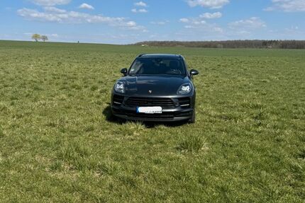 Porsche Macan 69.500 km 52.900 &euro; Gochsheim 97469