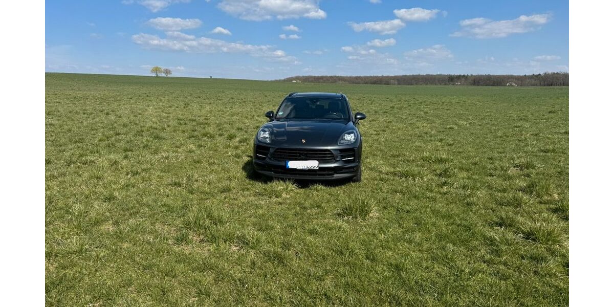 Porsche Macan 69.500 km 53.990 &euro; Gochsheim 97469