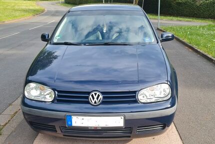 VW Golf 118.000 km 2.150 &euro; Bad Kissingen 97688