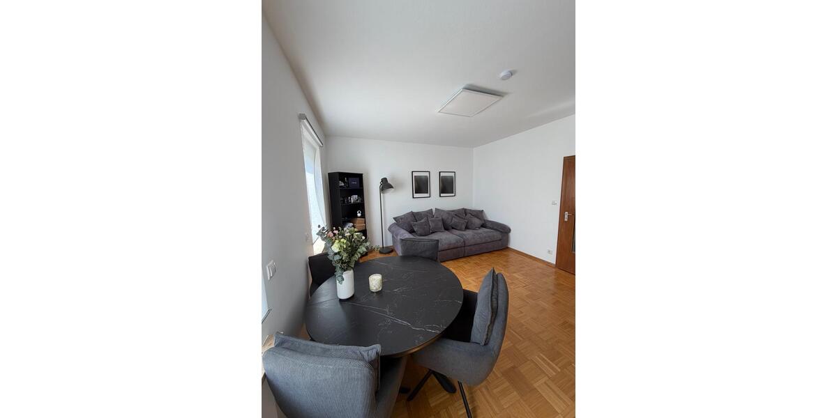 Etagenwohnung Schweinfurt Gartenstadt - 2 Zimmer, 67 m&sup2;, 925&euro; | Angebot:26048577