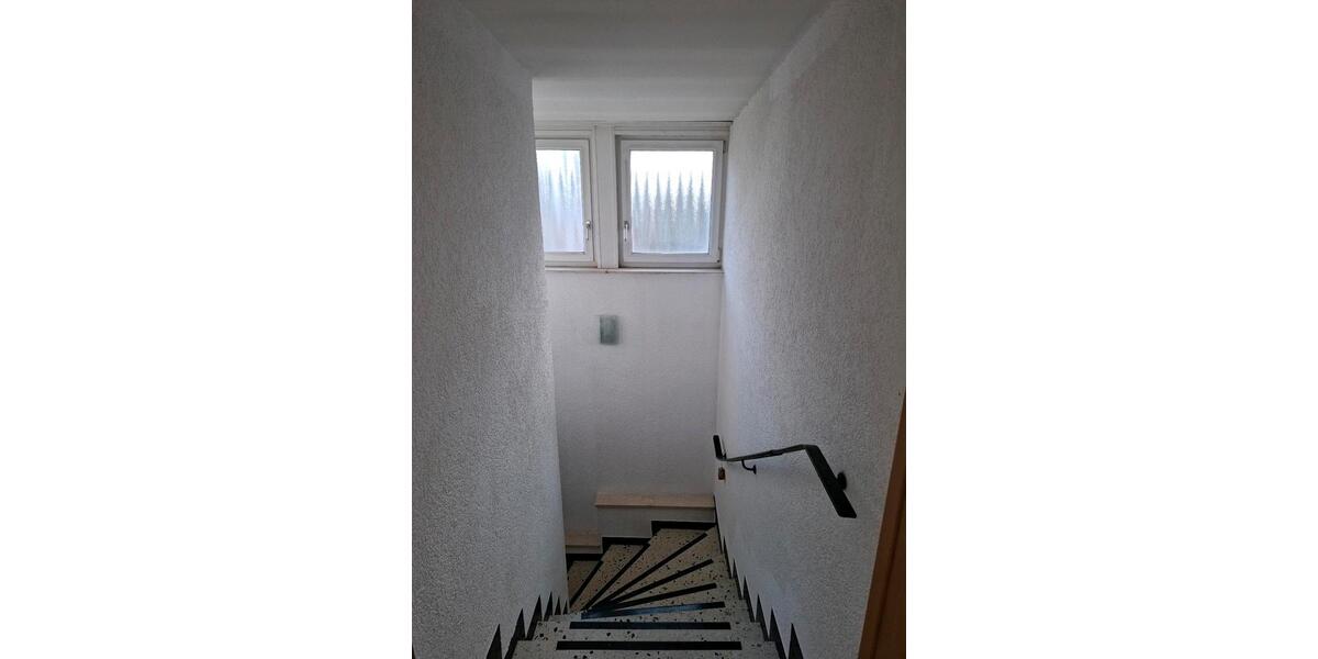 Etagenwohnung Sand am Main - 5 Zimmer, 128 m&sup2;, 1.450&euro; | Angebot:25945284