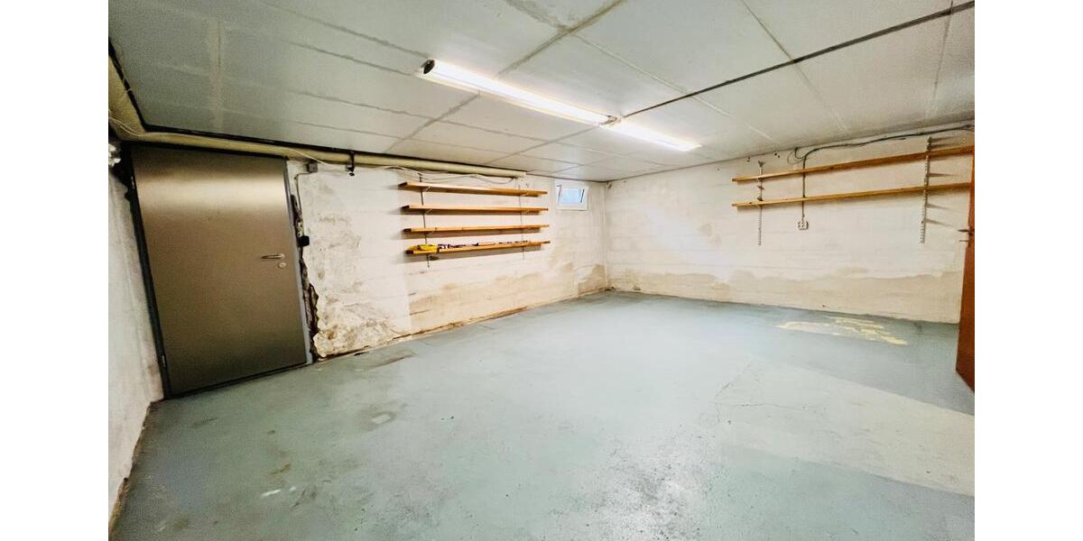 Reihenhaus Niederwerrn - 7 Zimmer, 156 m&sup2;, 398.000&euro; | Angebot:25299512