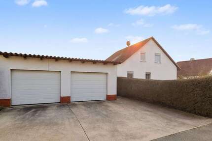 Haus Poppenhausen - 4 Zimmer, 125 m&sup2;, 299.000&euro; | Angebot:26588787