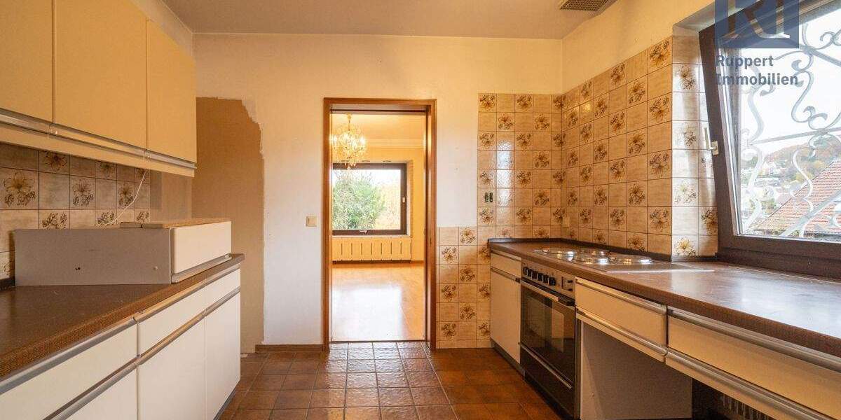 Einfamilienhaus Bad Kissingen - 5 Zimmer, 137 m&sup2;, 399.000&euro; | Angebot:25845698