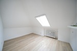 Architektenhaus mit großzügiger Einliegerwohnung und großem Garten in attraktiver Wohnlage - Einfamilienhaus Unterpleichfeld | Angebot:26321812