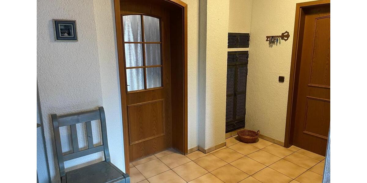 Einfamilienhaus Üchtelhausen - 6 Zimmer, 226 m&sup2;, 580.000&euro; | Angebot:25843459