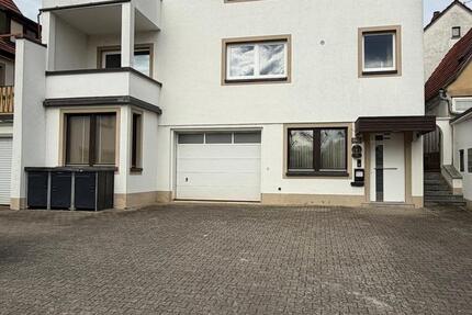 Haus Poppenhausen - 7 Zimmer, 212 m&sup2;, 1.700&euro; | Angebot:27613159