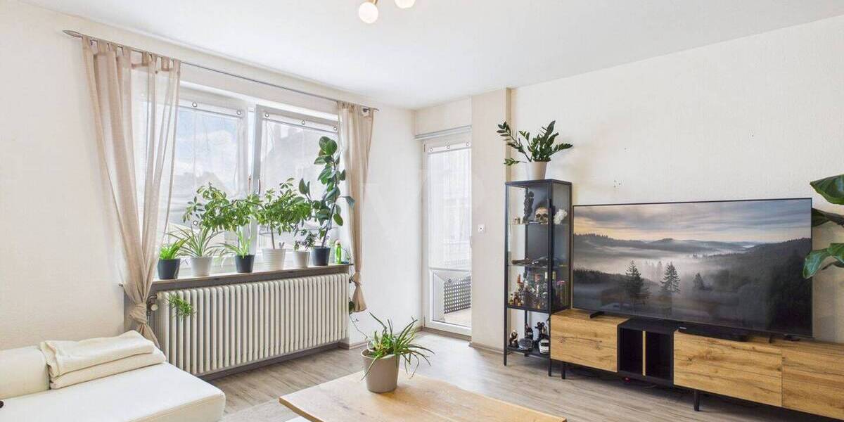 Etagenwohnung Schweinfurt Innenstadt - 3 Zimmer, 75 m&sup2;, 195.000&euro; | Angebot:26796882