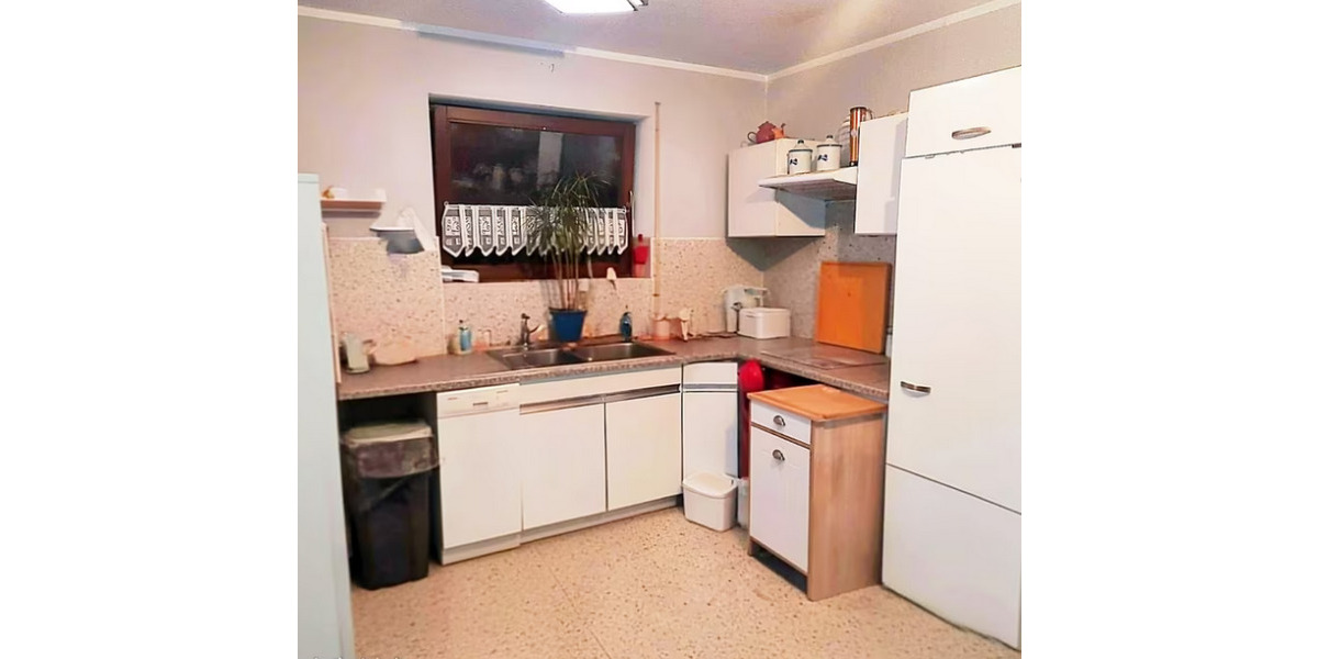 Etagenwohnung Grettstadt Untereuerheim - 4 Zimmer, 120 m&sup2;, 179.000&euro; | Angebot:25676844