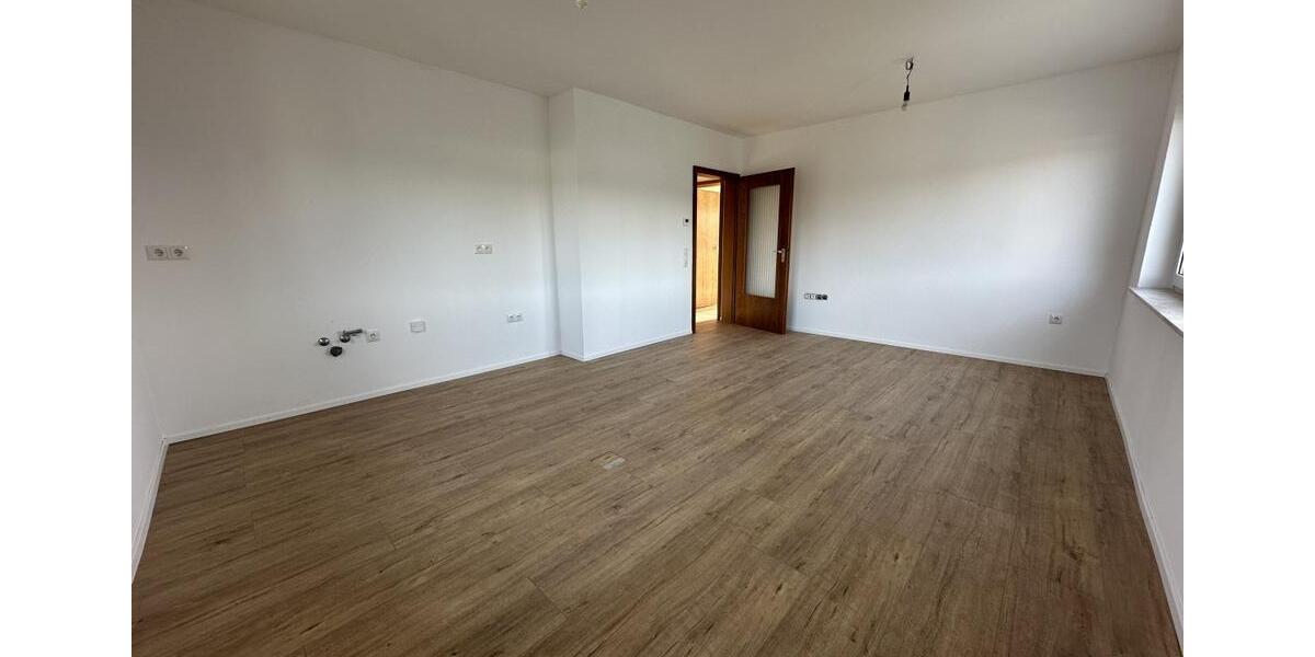 Etagenwohnung Schwebheim - 4 Zimmer, 102 m&sup2;, 1.150&euro; | Angebot:26664475