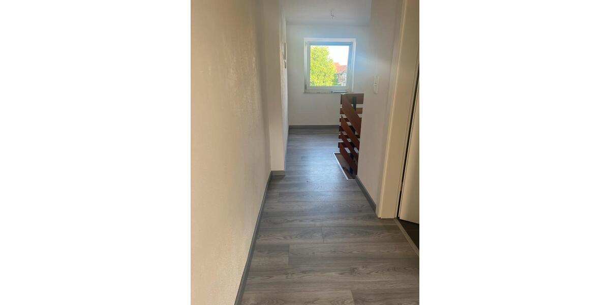 Etagenwohnung Elfershausen - 2 Zimmer, 68 m&sup2;, 610&euro; | Angebot:25175204