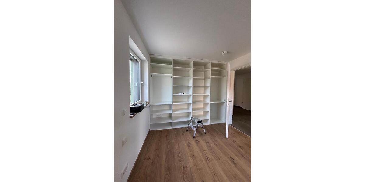 Erdgeschoßwohnung Grafenrheinfeld - 3 Zimmer, 90 m&sup2;, 549.000&euro; | Angebot:26038378