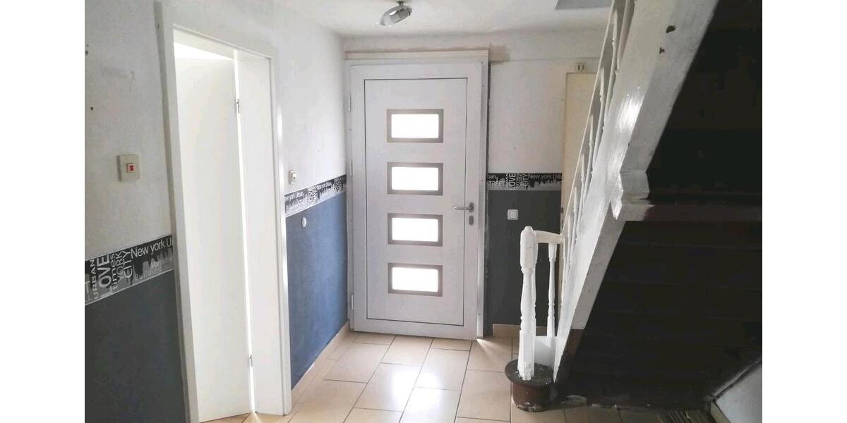 Bauernhaus, Landhaus Schweinfurt Gartenstadt - 7 Zimmer, 200 m&sup2;, 250.000&euro; | Angebot:26059001