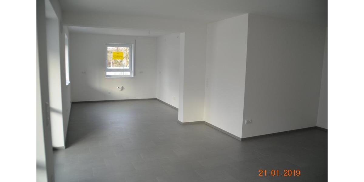 Etagenwohnung Schweinfurt Haardt - 3 Zimmer, 120 m&sup2;, 1.380&euro; | Angebot:25376386