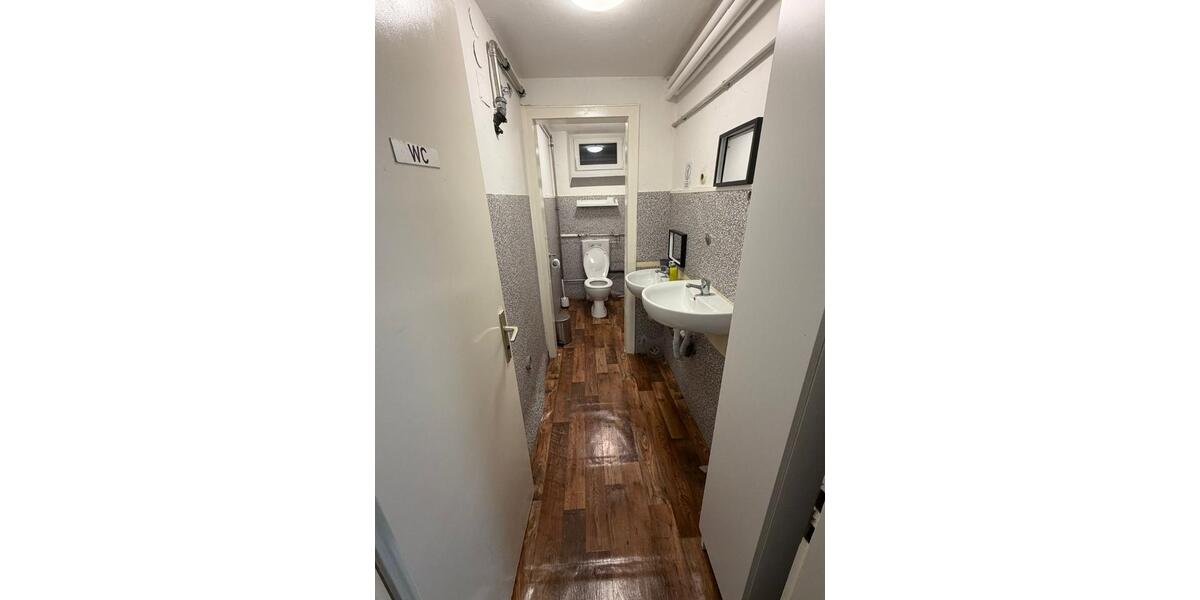 Erdgeschoßwohnung Schweinfurt Haardt - 6 Zimmer, 238 m&sup2;, 249.800&euro; | Angebot:26951755