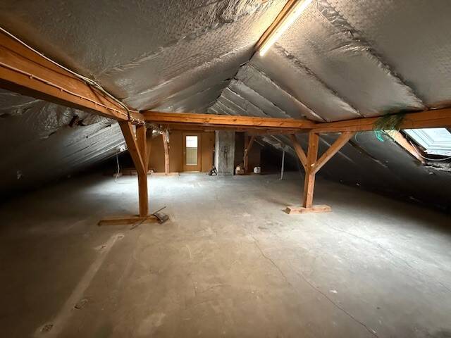 Einfamilienhaus Volkach Eichfeld - 6 Zimmer, 160 m&sup2;, 1.450&euro; | Angebot:26273088