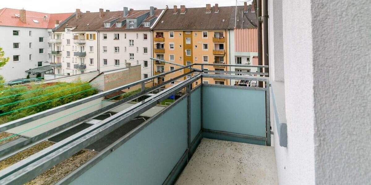 Etagenwohnung Schweinfurt Innenstadt - 2 Zimmer, 61 m&sup2;, 420&euro; | Angebot:25669911