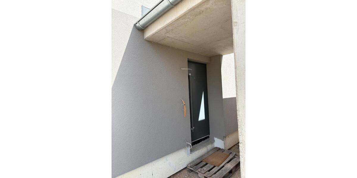 Etagenwohnung Hohenroth - 3 Zimmer, 95 m&sup2;, 1.050&euro; | Angebot:26525657