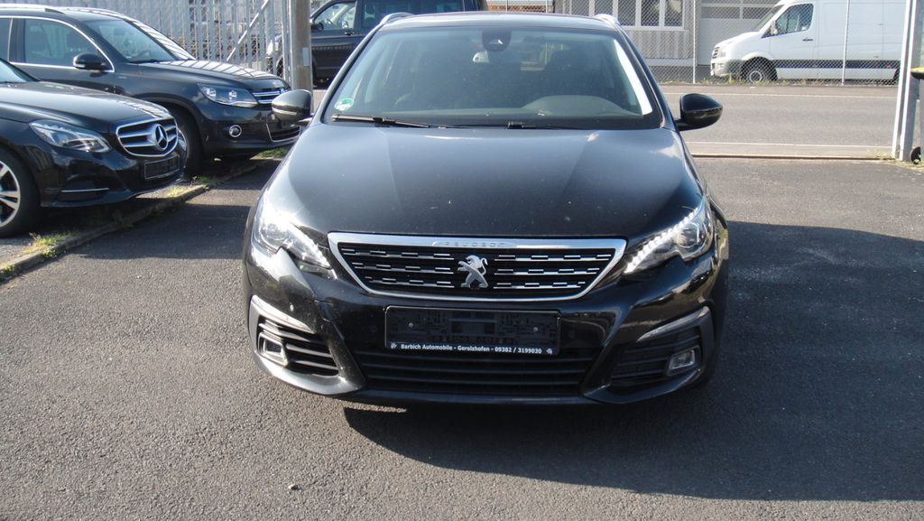 Peugeot 308 167.800 km 7.900 &euro; Gerolzhofen 97447