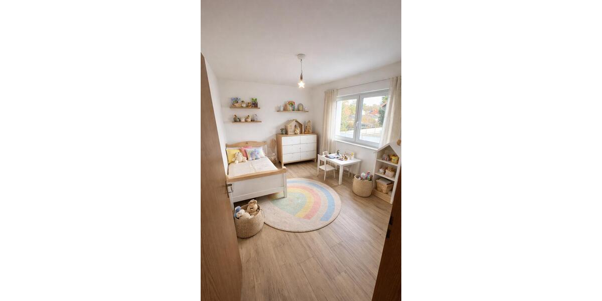 Etagenwohnung Schwebheim - 5 Zimmer, 102 m&sup2;, 1.250&euro; | Angebot:26039163