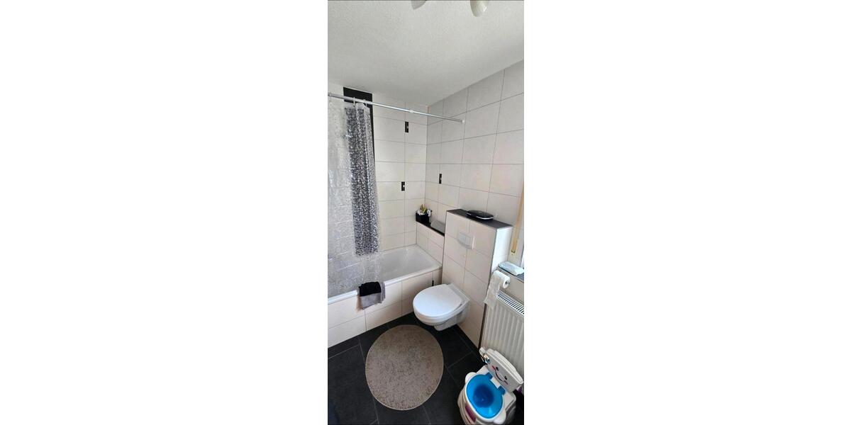 Etagenwohnung Niederwerrn - 3 Zimmer, 80 m&sup2;, 220.000&euro; | Angebot:27002270